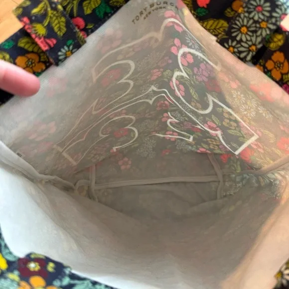 Tory Burch Multicolor Floral Wallpaper Durable Canvas Tote - Picture 6 of 10